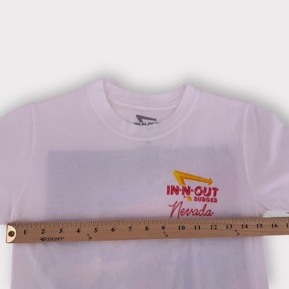 In-N-Out Burger Nevada Golden Hour Muscle Car T-Shirt S - Picture 7 of 8
